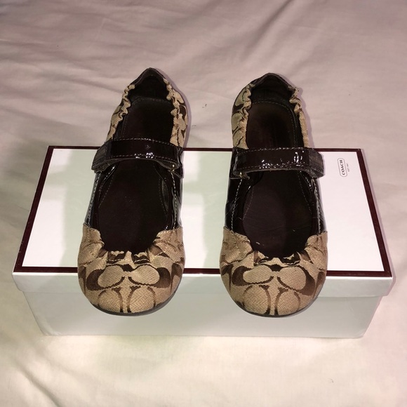 Shoes - Picture 1 of 2